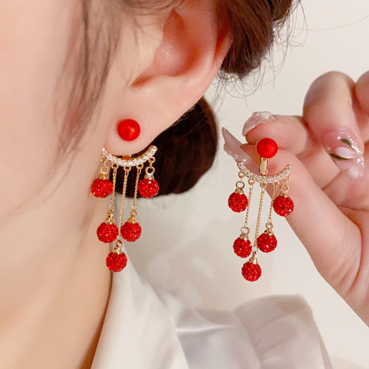 Korean New Pearl Rhinestone Ball Tassel Earrings Silver Needle Fashion Versatile Super Fairy Earrings Wholesale.