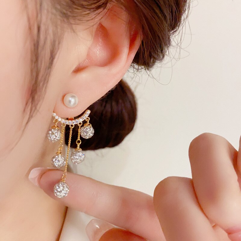 Korean New Pearl Rhinestone Ball Tassel Earrings Silver Needle Fashion Versatile Super Fairy Earrings Wholesale.