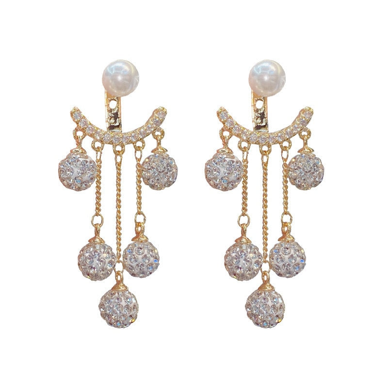 Korean New Pearl Rhinestone Ball Tassel Earrings Silver Needle Fashion Versatile Super Fairy Earrings Wholesale.