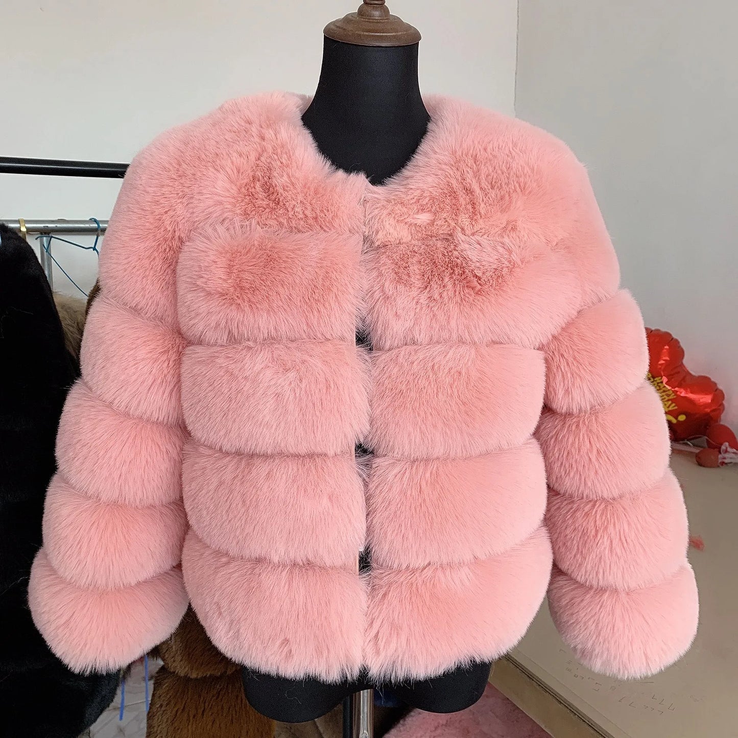 Women's Fashion faux fur coat super hot Autumn Winter women short Faux fox fur fluffy jacket high quality 7xl Ladies furry coats